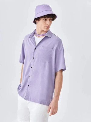 Leriya Fashion Men Solid Casual Purple Shirt