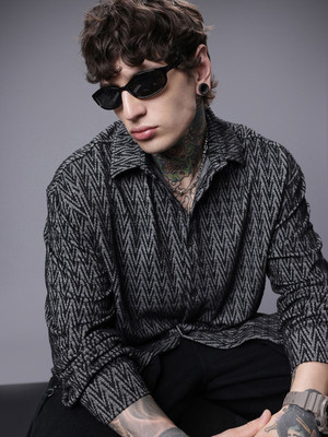 SOKO STREET Men Printed Casual Grey, Black Shirt