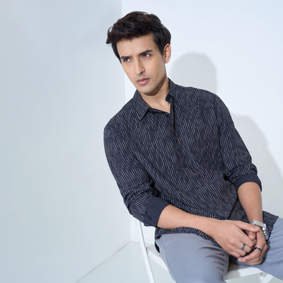 Peregrine by Pantaloons Men Striped Casual Blue Shirt