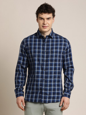 TURTLE Men Checkered Casual Blue Shirt