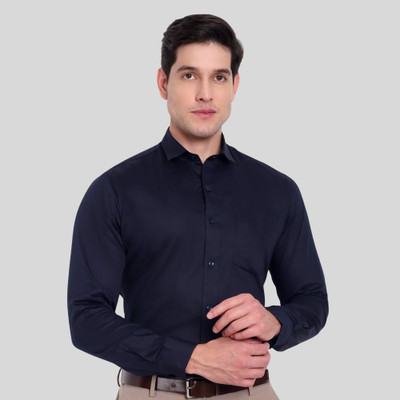 GarmentGlobes Men Solid Formal Black Shirt