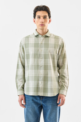 Snitch Men Checkered Casual Green Shirt