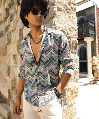CAMPUS SUTRA Men Striped Casual Green Shirt
