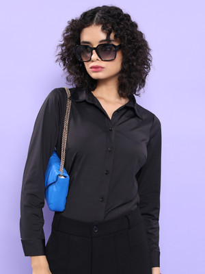 Tokyo Talkies Women Solid Casual Black Shirt