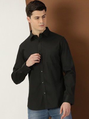 INVICTUS Men Solid Casual Green Shirt
