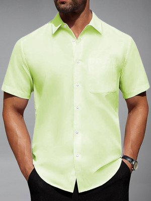 Vida Loca Men Solid Casual Green Shirt