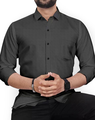 CLOSWIF CREATIONS Men Solid Casual Grey Shirt