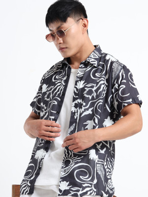 WHISQ Men Printed Casual Black, White Shirt