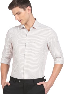 Buy Louis Philippe Men White & Purple Wrinkle Free Striped Formal Shirt on  Myntra