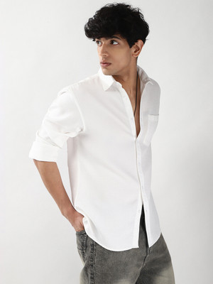 Urbano Fashion Men Solid Casual White Shirt
