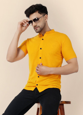 GEUM Men Solid Casual Yellow Shirt