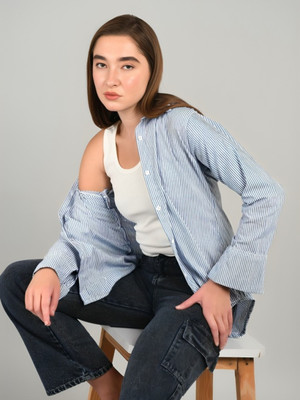 THECLASSICTOGS Women Striped Casual Blue Shirt