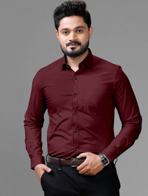 AITVAIKOVERSEAS Men Solid Casual Maroon Shirt
