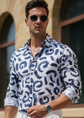 Surhi Men Printed Casual White Shirt