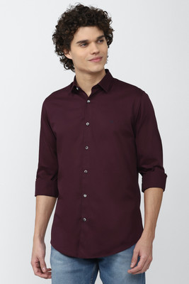 PETER ENGLAND Men Solid Casual Maroon Shirt