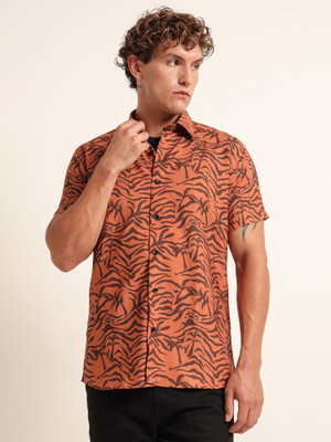 WHISQ Men Printed Casual Orange Shirt