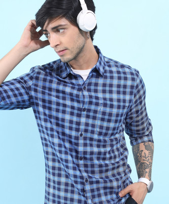 HIGHLANDER Men Checkered Casual Dark Blue Shirt