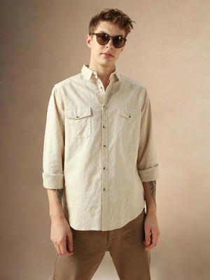 Dennis Lingo Men Solid Casual Beige Shirt