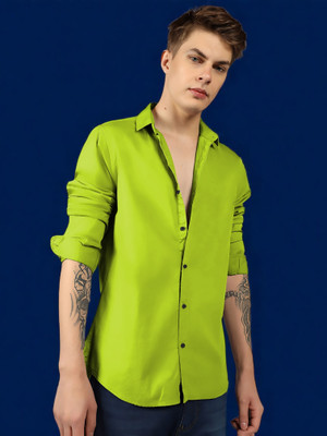 Vyzer Men Solid Casual Light Green Shirt