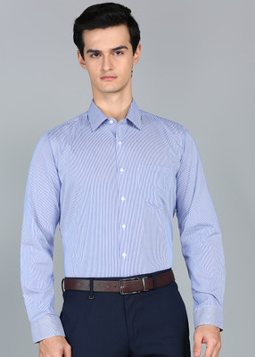 VAN HEUSEN Men Solid Formal Blue Shirt
