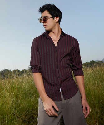 CAMPUS SUTRA Men Self Design Casual Maroon Shirt