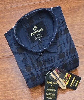 SONISHQ Men Checkered Casual Dark Blue Shirt