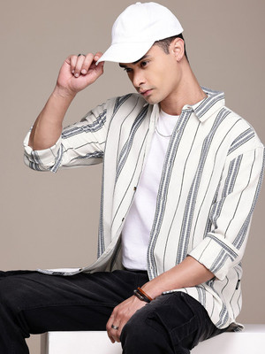 Roadster Men Striped Casual Cream Shirt