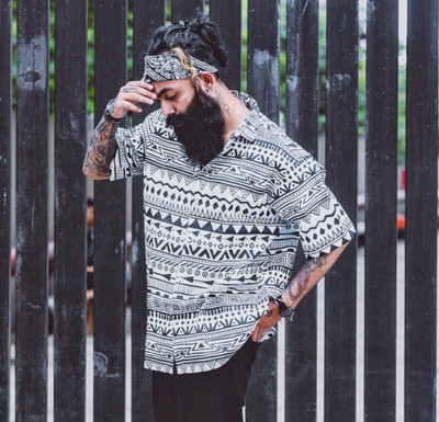 PRIMEVISTA Men Printed Casual White, Black Shirt