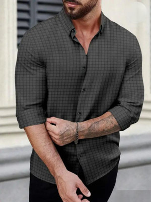 Voroxy Men Checkered Casual Grey, Black Shirt