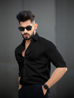 Vastra Men Solid Casual Black Shirt