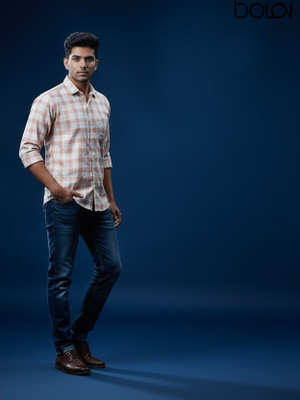 Idolon Clothing Men Checkered Casual Cream Shirt