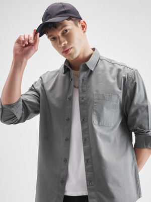 HIGHLANDER Men Solid Casual Grey Shirt