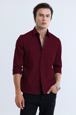 Yaara fashion Men Solid Casual Maroon Shirt