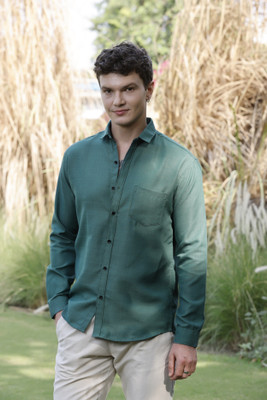 Rahi Trendz Men Solid Casual Green Shirt