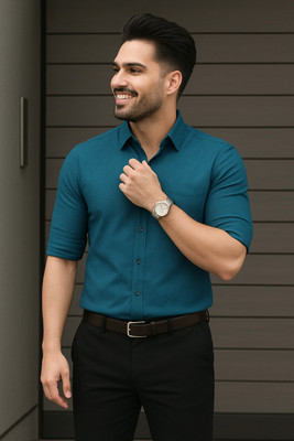 SOLSTICE Men Solid Casual Blue Shirt