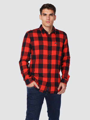 Wrangler Men Checkered Casual Red Shirt