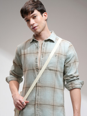 HIGHLANDER Men Checkered Casual Blue Shirt