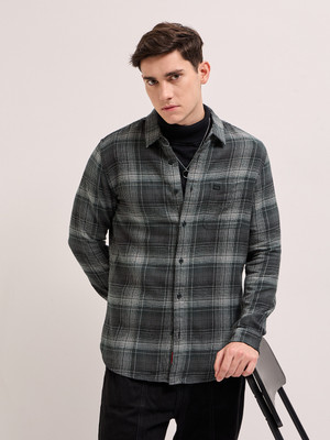 THE BEAR HOUSE Men Checkered Casual Grey, Black Shirt