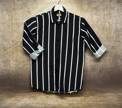 HASINI Fashion Men Striped Casual Black Shirt