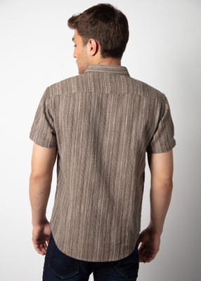 Nostrum Men Solid Casual Brown Shirt