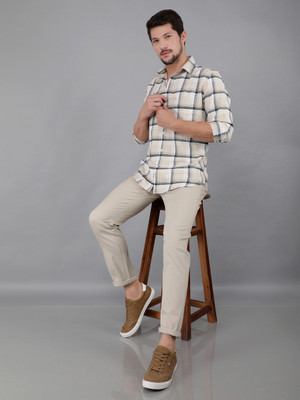 CRIMSOUNE CLUB Men Checkered Casual Beige, Black Shirt