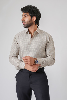 Haute Tissue Men Checkered Casual Cream Shirt