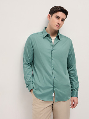 THE BEAR HOUSE Men Solid Casual Green Shirt
