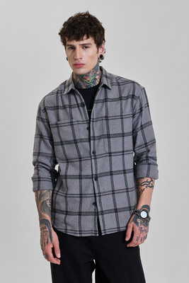 Snitch Men Checkered Casual Grey Shirt