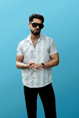 AARVI TRENDSS Men Striped Casual Light Green, White Shirt