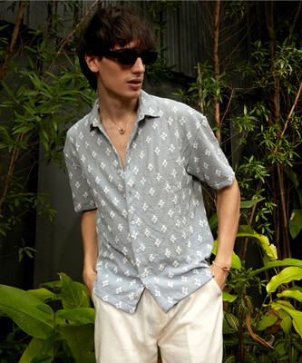 CAMPUS SUTRA Men Printed Casual Grey Shirt