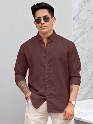 Yanthi Trend Men Solid Casual Maroon Shirt