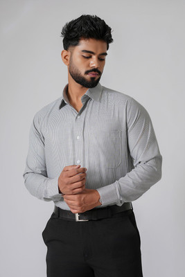 Haute Tissue Men Solid Casual Grey Shirt