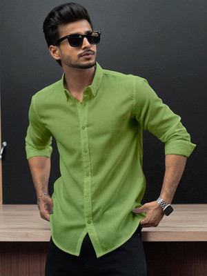 Yanthhi Men Solid Casual Light Green Shirt