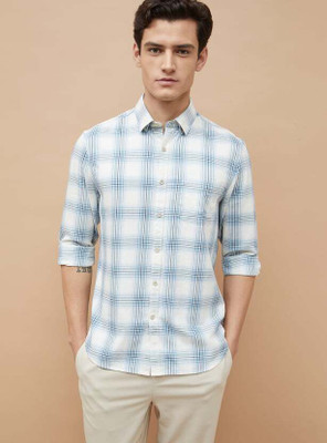 CODE by Lifestyle Men Checkered Casual White Shirt